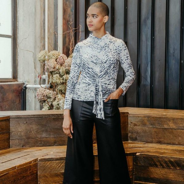 Cinderandstone.shop05e4546364 1